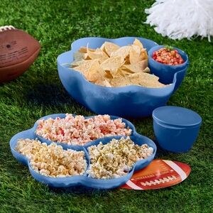 Tupperware Chip N Dip Bowl Set